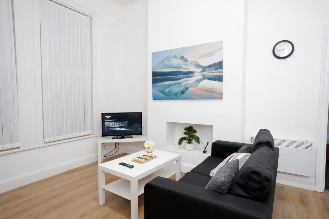 Kirkstall Serviced Apartments Leeds Leeds  Eksteriør bilde