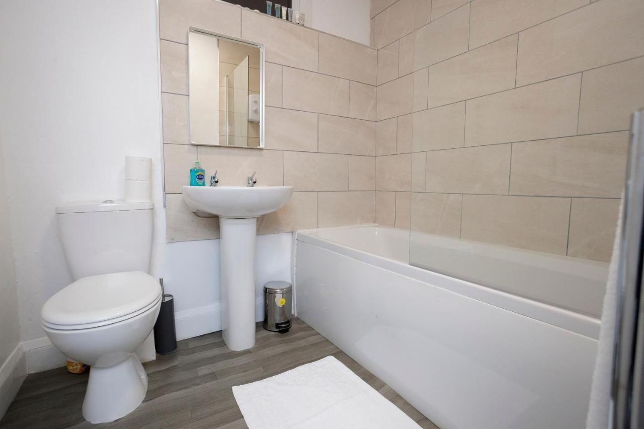 Kirkstall Serviced Apartments Leeds Leeds  Eksteriør bilde