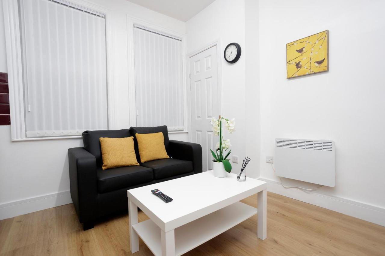 Kirkstall Serviced Apartments Leeds Leeds  Eksteriør bilde